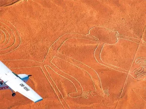 ENIGMÁTICAS LÍNEAS DE NAZCA