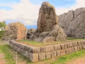 Qenqo